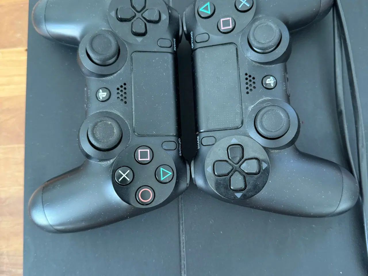 Billede 2 - Playstation 4 konsol med controllere