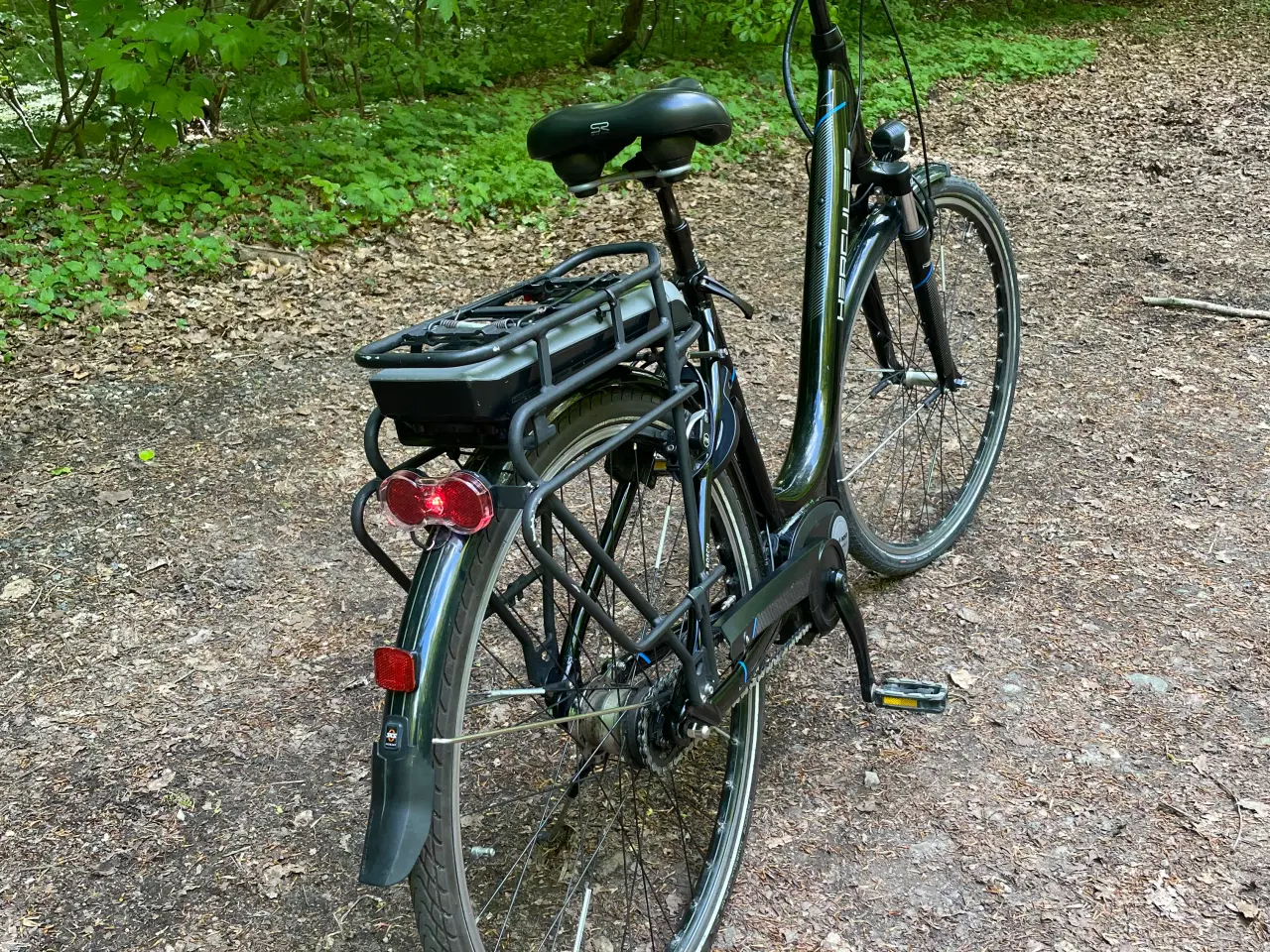 Billede 2 - Hercules  dame elcykel med centermortor 