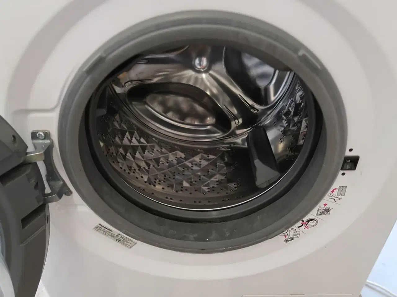 Billede 2 - Vaskemaskine, Panasonic NA-148XS1 WNR