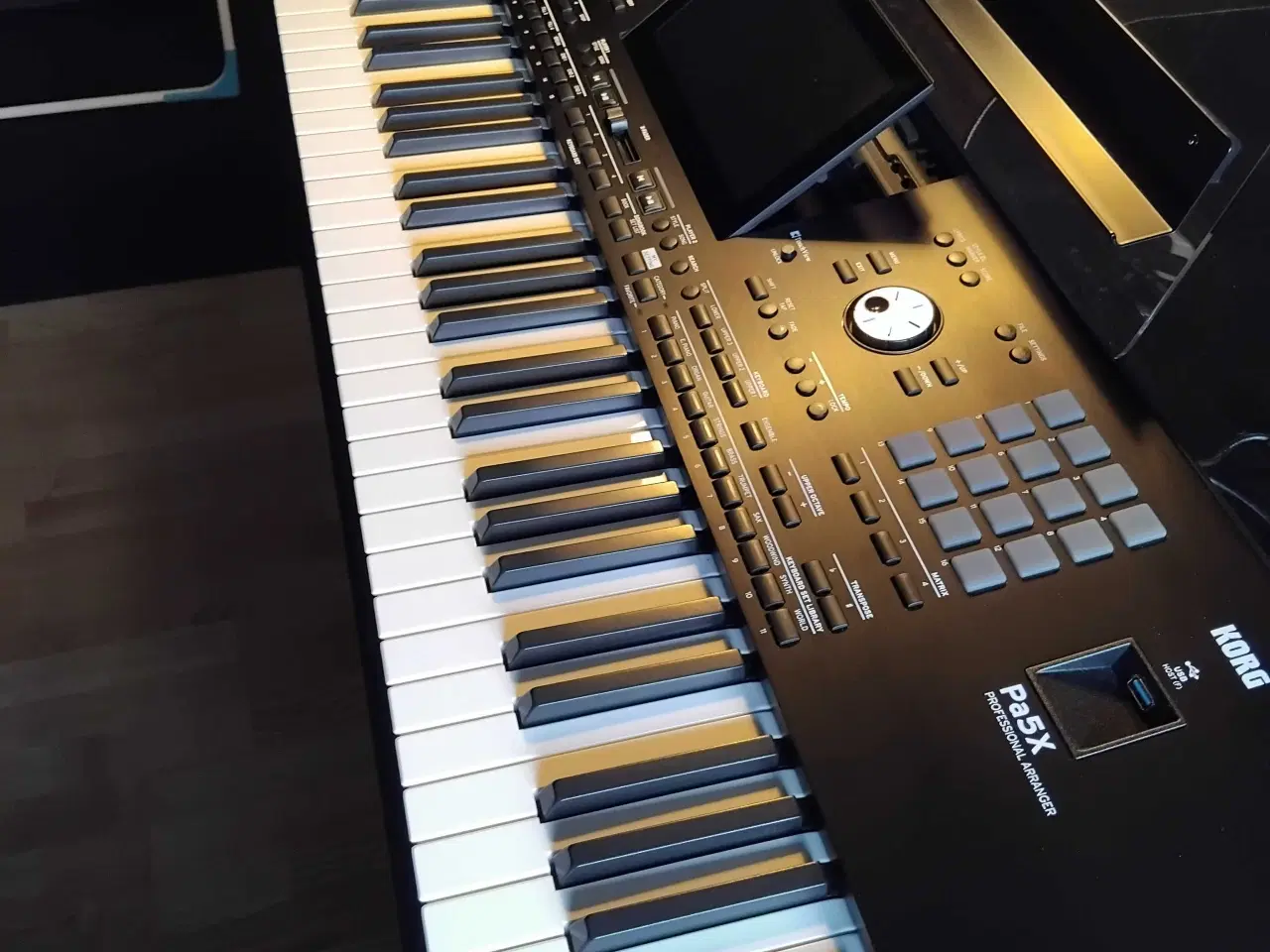 Billede 1 - Korg pa5x keyboard 76tangenter 