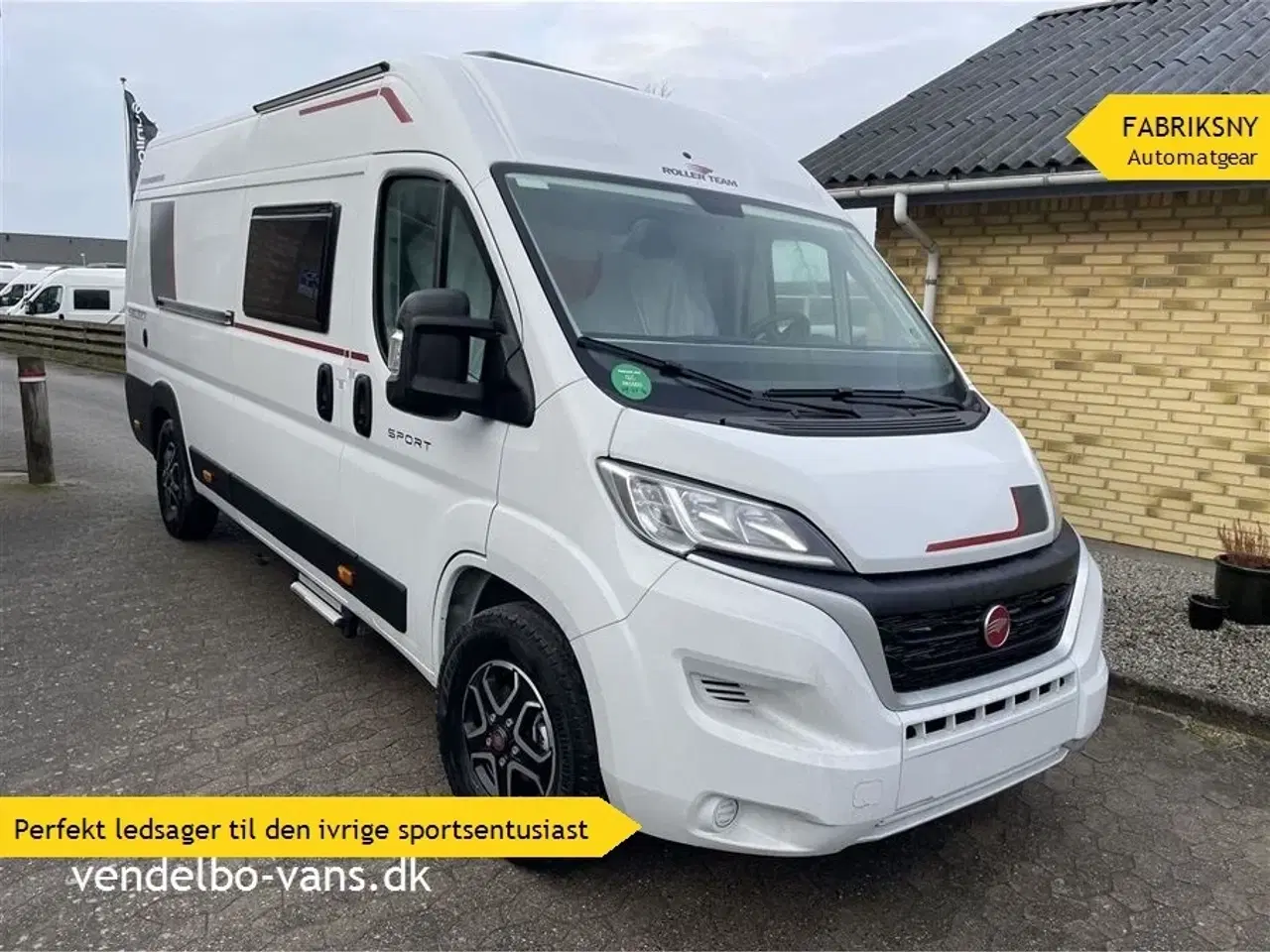 Billede 1 - 2026 - Rollerteam Livingstone DUO Sport XL   CamperVan med stor dobbeltseng der kan hæves elektrisk, så der bliver plads til MC, cykler ect.