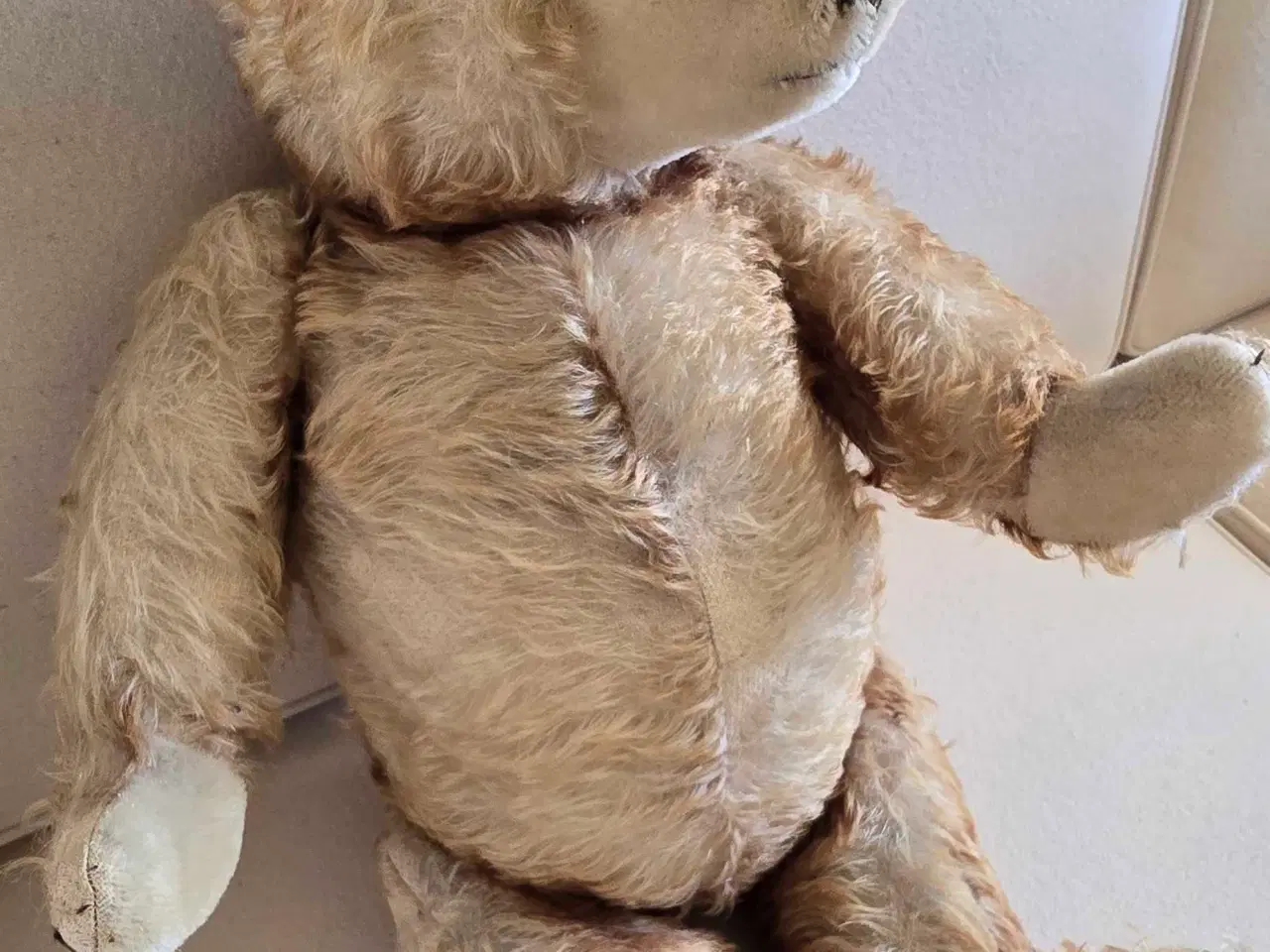 Billede 4 - Meget gammel bamse der giver lyd fra sig