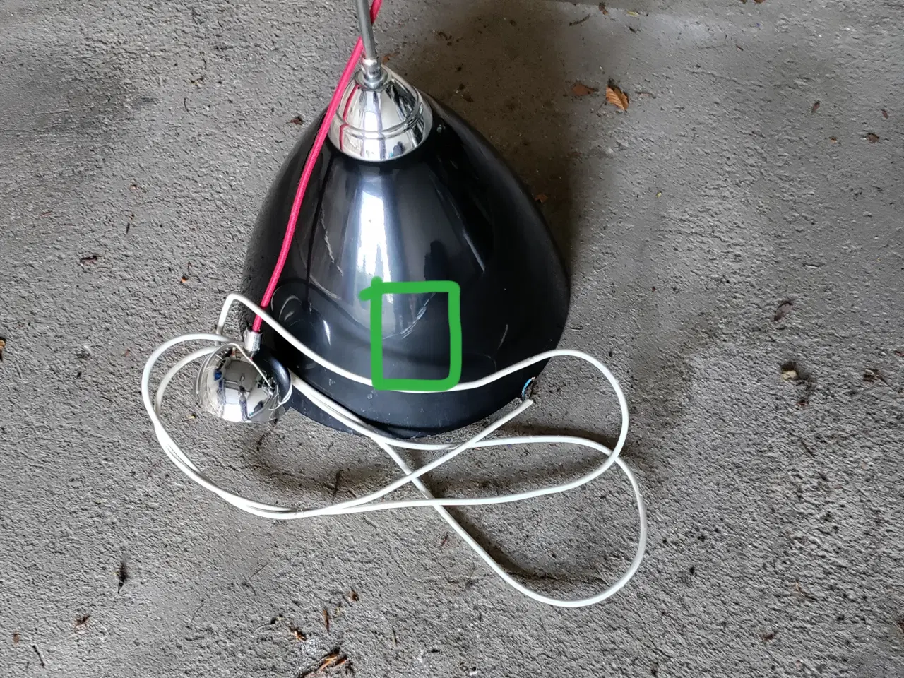 Billede 2 - Loftlampe/pendel med rød ledning