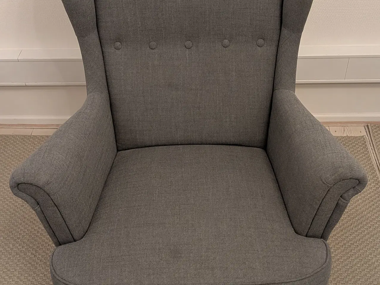 Billede 1 - Klassisk STRANDMON øreklapstol – Nordvalla mørkegr