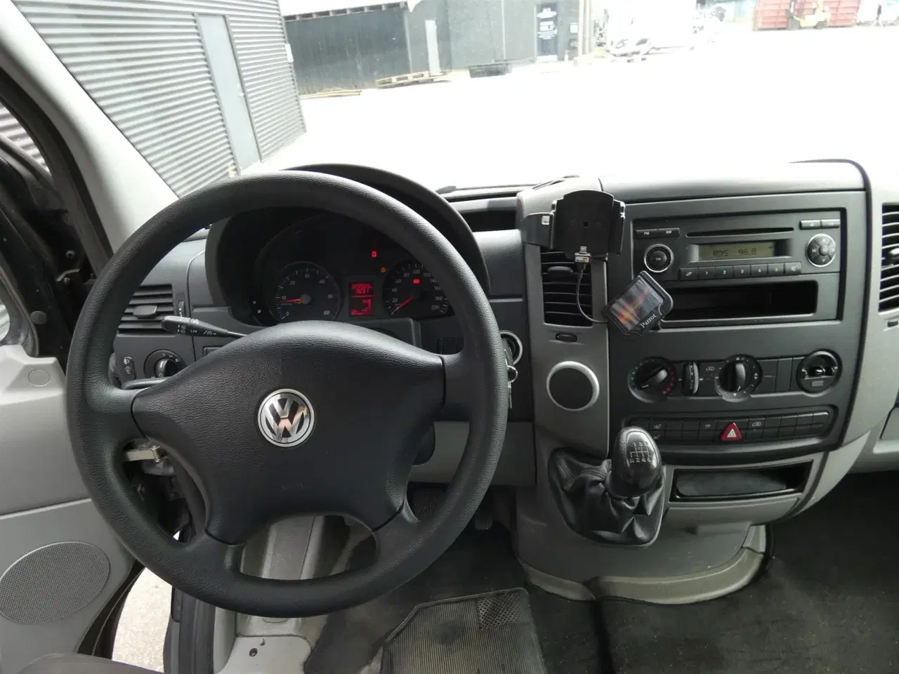 Billede 12 - VW Crafter Alukasse m.lift 2,5 TDI Brobil 163HK Ladv./Chas. Man.