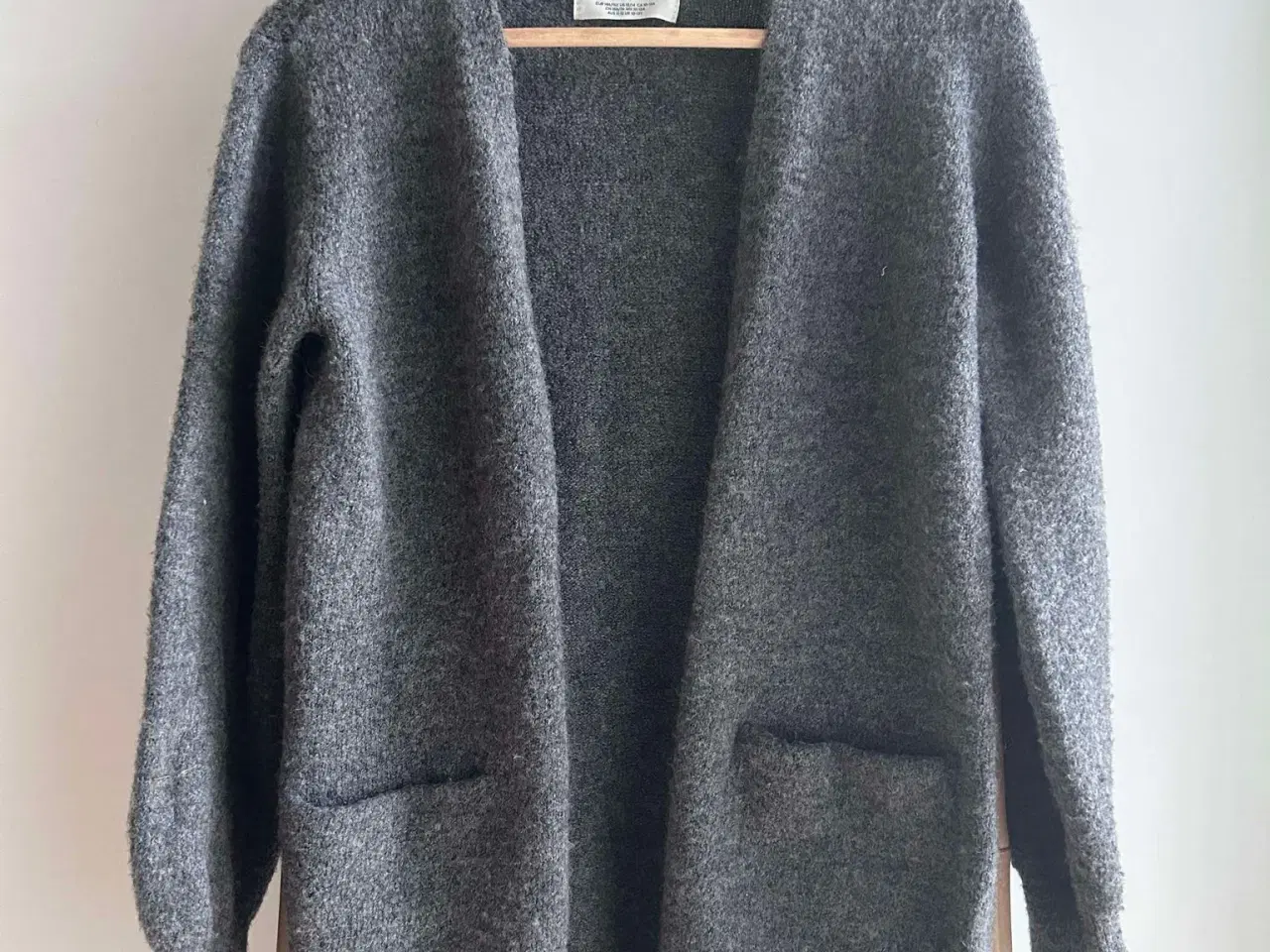 Billede 1 - H&M strik cardigan, str. 146-152