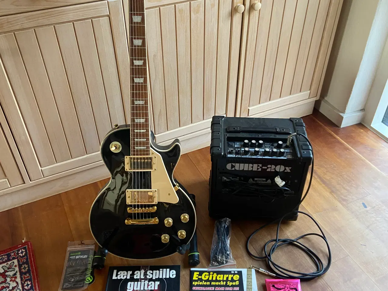 Billede 1 - El-guitar komplet sæt med forstærker