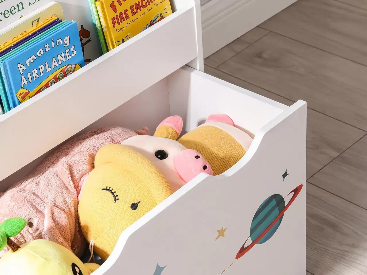 Billede 4 - Børnebogreol med legekasse på hjul 3 hylder, hvid