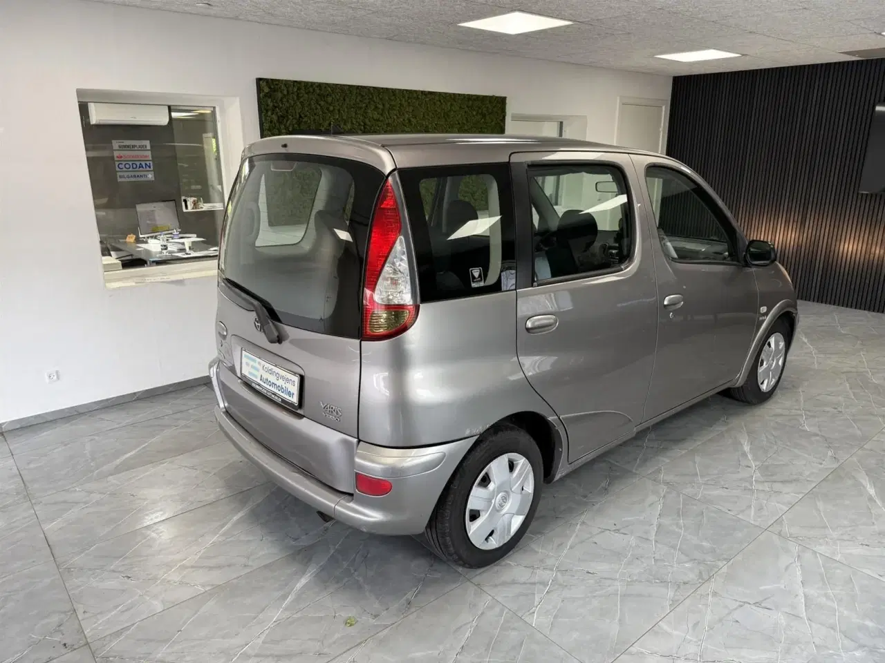 Billede 4 - Toyota Yaris Verso 1,3 86HK