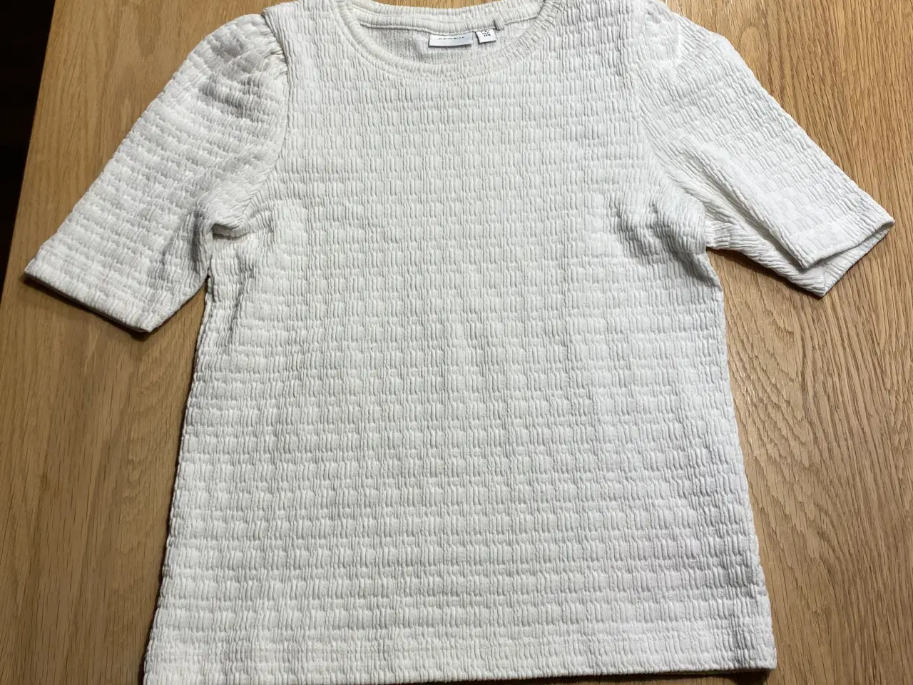 Billede 5 - T shirt str. 122/128 