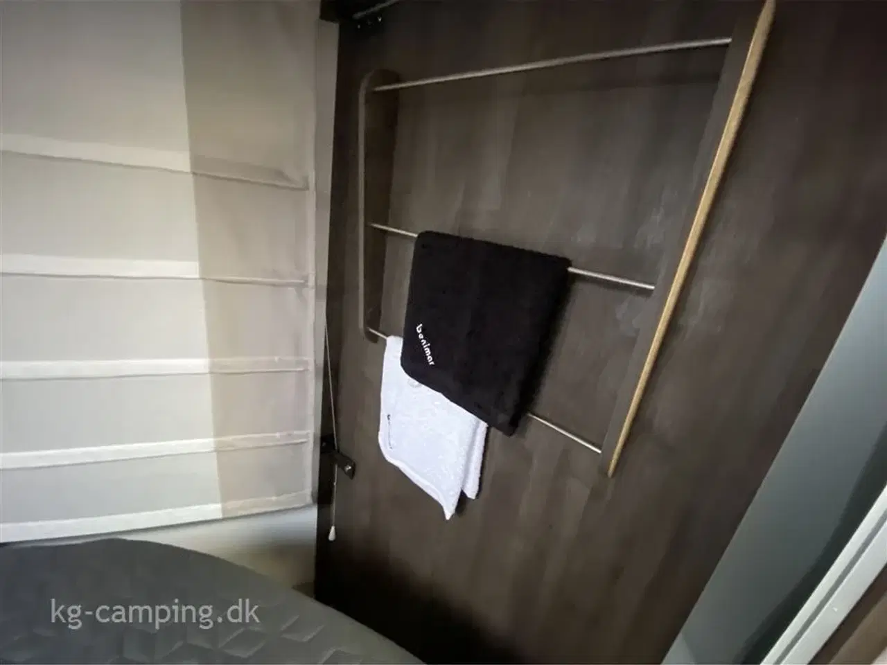 Billede 21 - 2023 - Benimar Amphitryon 998 3500 kg   Særdeles velholdt Benimar AMPHITRYON 998 ALDE - Vognen kan vejes op til 4.400 kg.