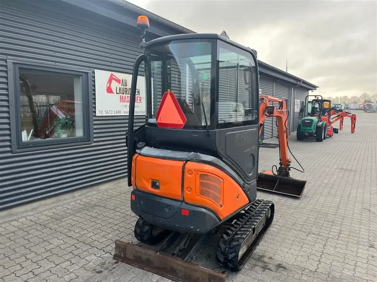 Billede 15 - Hitachi ZX 18-3 Halv automatisk s30 skifte, kipbar planerskovl og 1 graveskovl