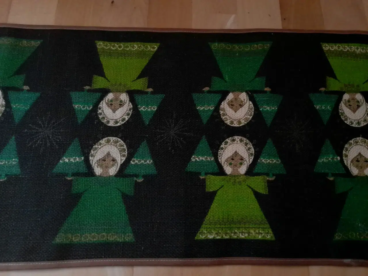 Billede 2 - Retro juleløber i smukke farver.