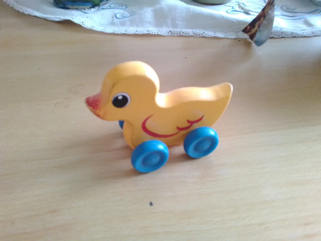 Billede 1 - Lille Brio and med hjul