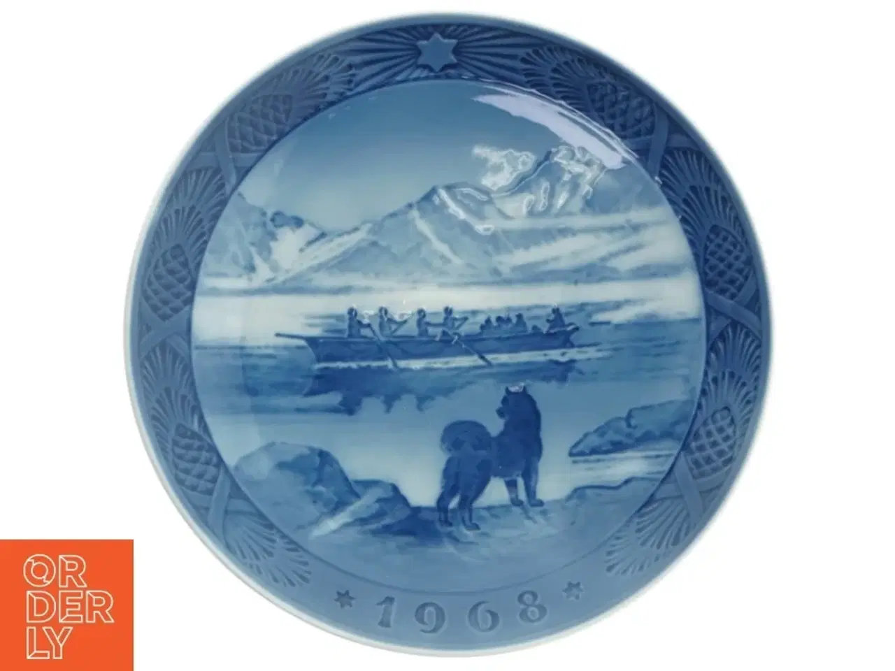 Billede 4 - Royal Copenhagen juleplatter (str. Ø 18. cm)