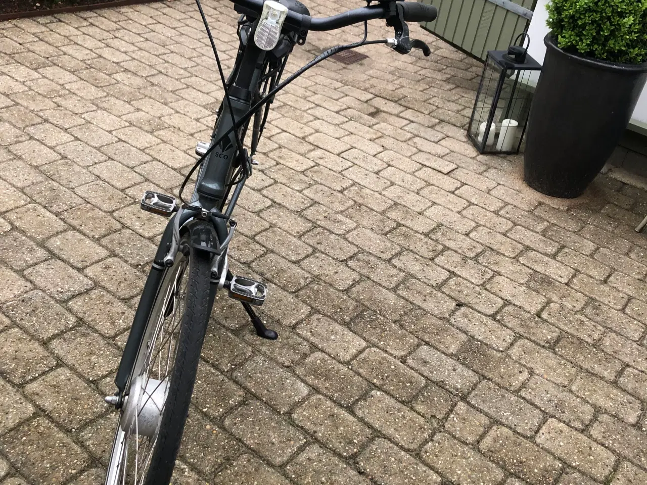 Billede 3 - SCO elcykel 8 AH batteri defekt motor med nye dæk 