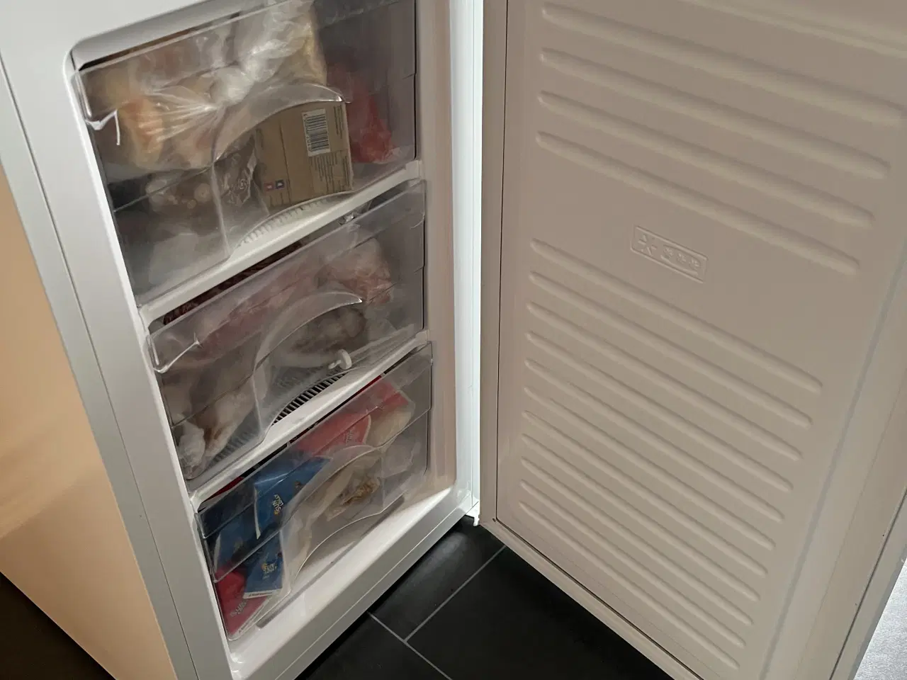 Billede 3 - Skabsfryser 
