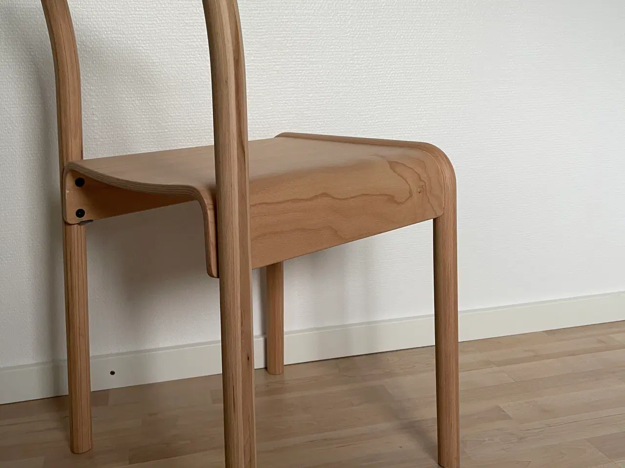 Billede 3 - 2 stole i 2 sortering  fra Kvist Industries