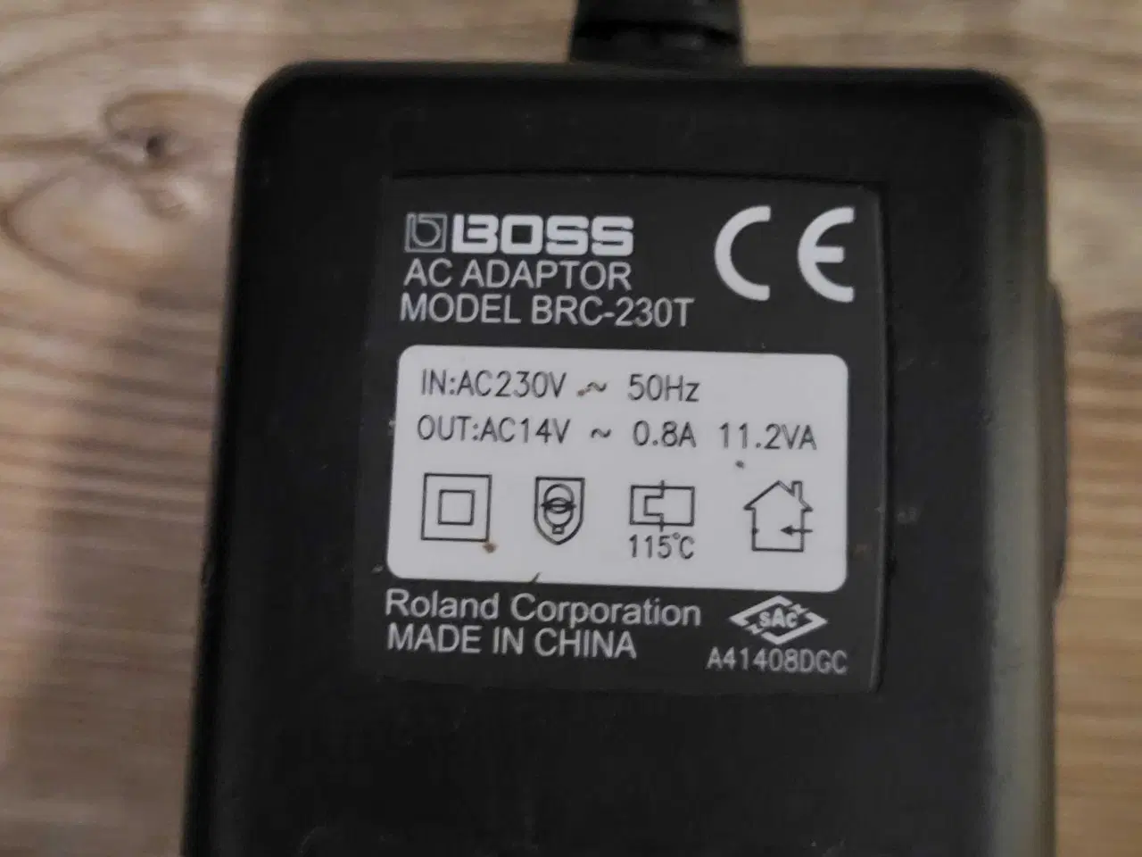 Billede 4 - Boss Gt-8 med original strømforsyning og taske 