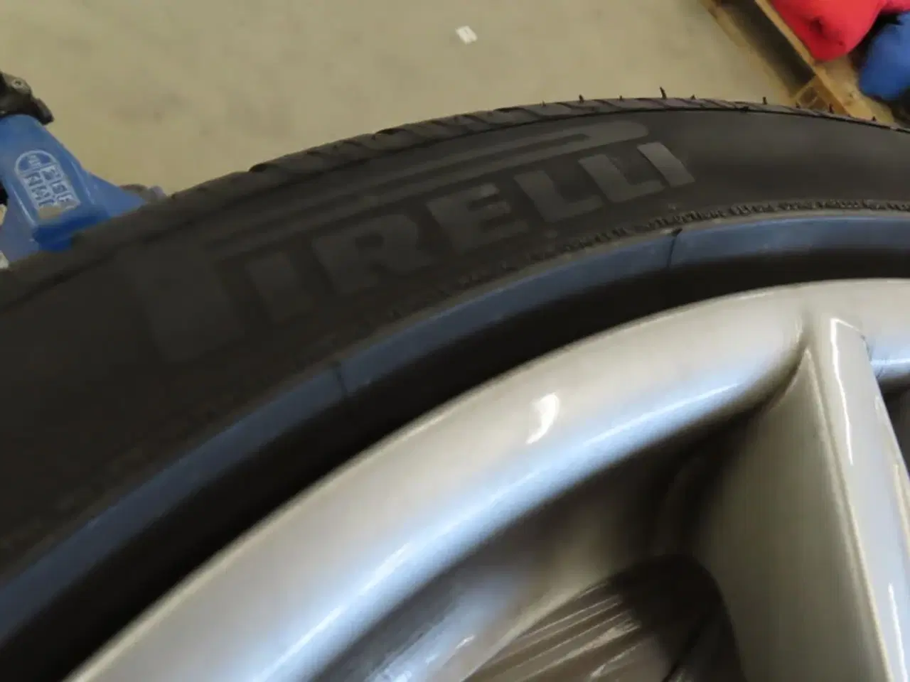 Billede 8 - BMW fælge med PIRELLI vinterdæk til BMW M5