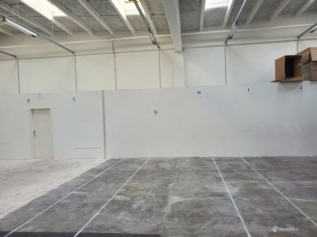 Billede 4 - Centralt beliggende højloftet lager i Køge tæt ved motorvejsafkørsel 32