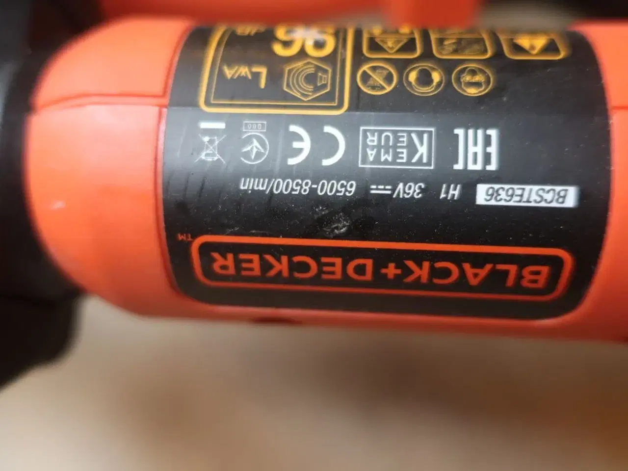 Billede 4 - 3 stk. havemaskiner BLACK & DECKER, pumpe og værktøjskasse