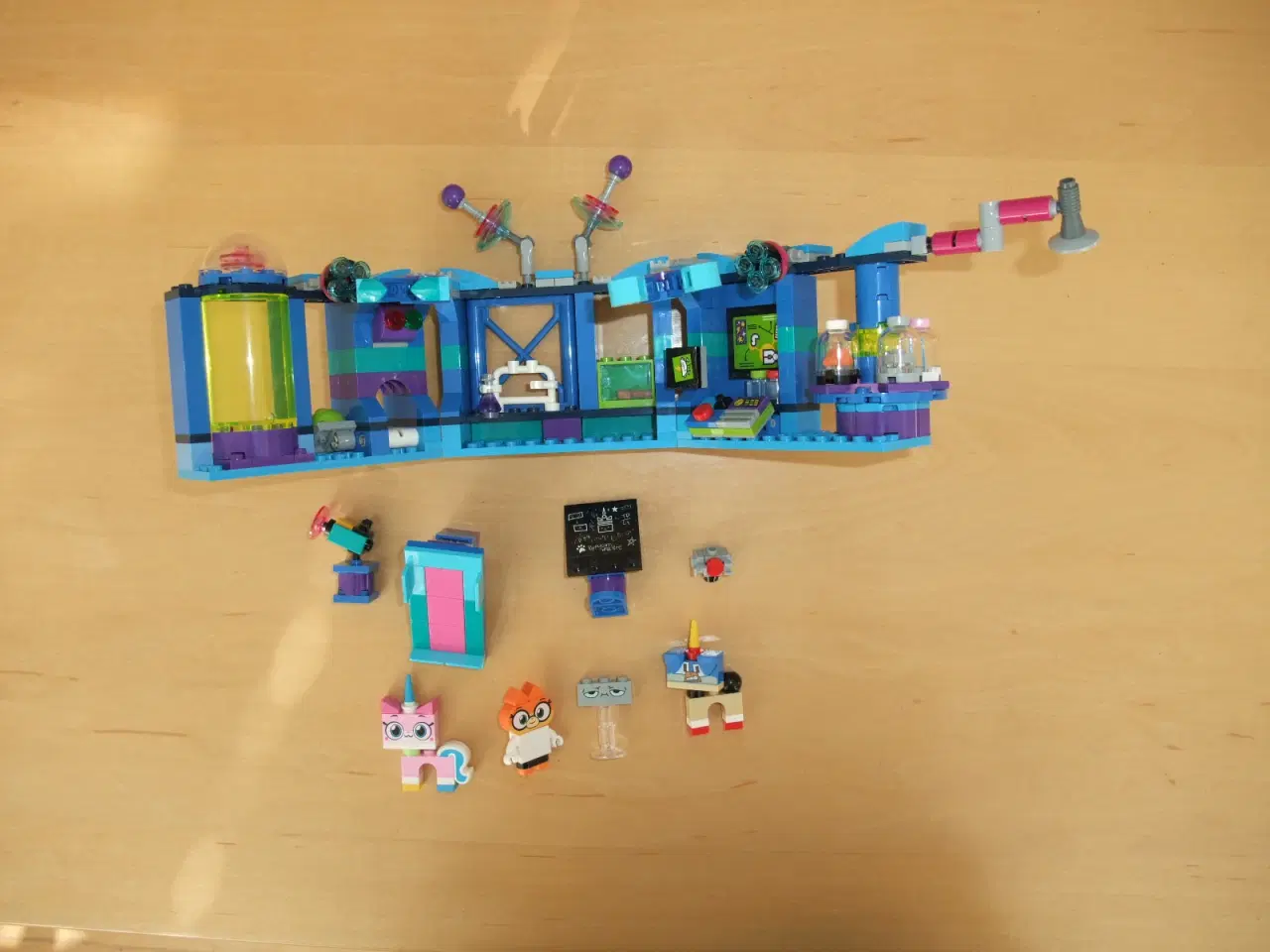 Billede 4 - Lego Dr. Rævs Laboratorium Unikitty 41454