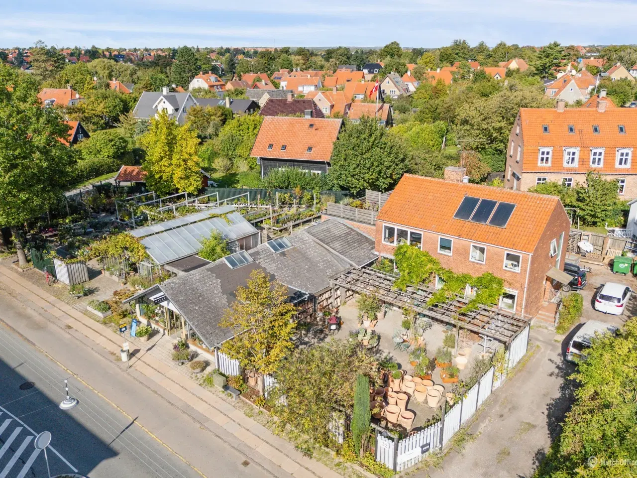 Billede 1 - Blandet bolig- og erhvervsejendom med mulighed for videreudvikling