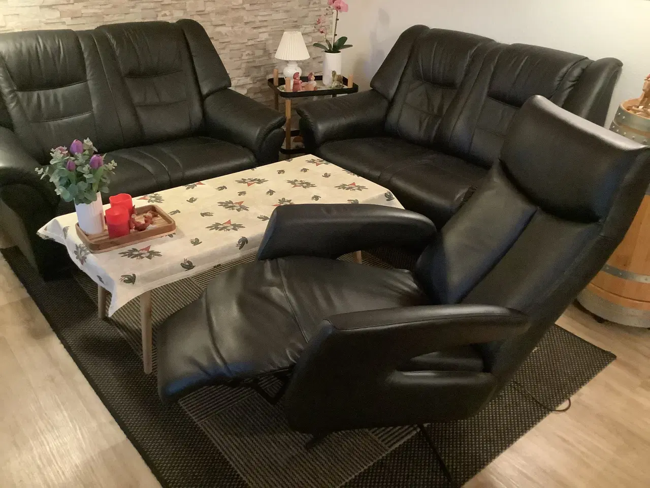 Billede 1 - Hjort Knudsen møbler 