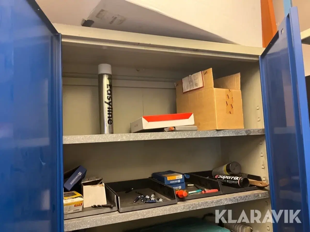 Billede 5 - Værkstedsskabe 2 styk