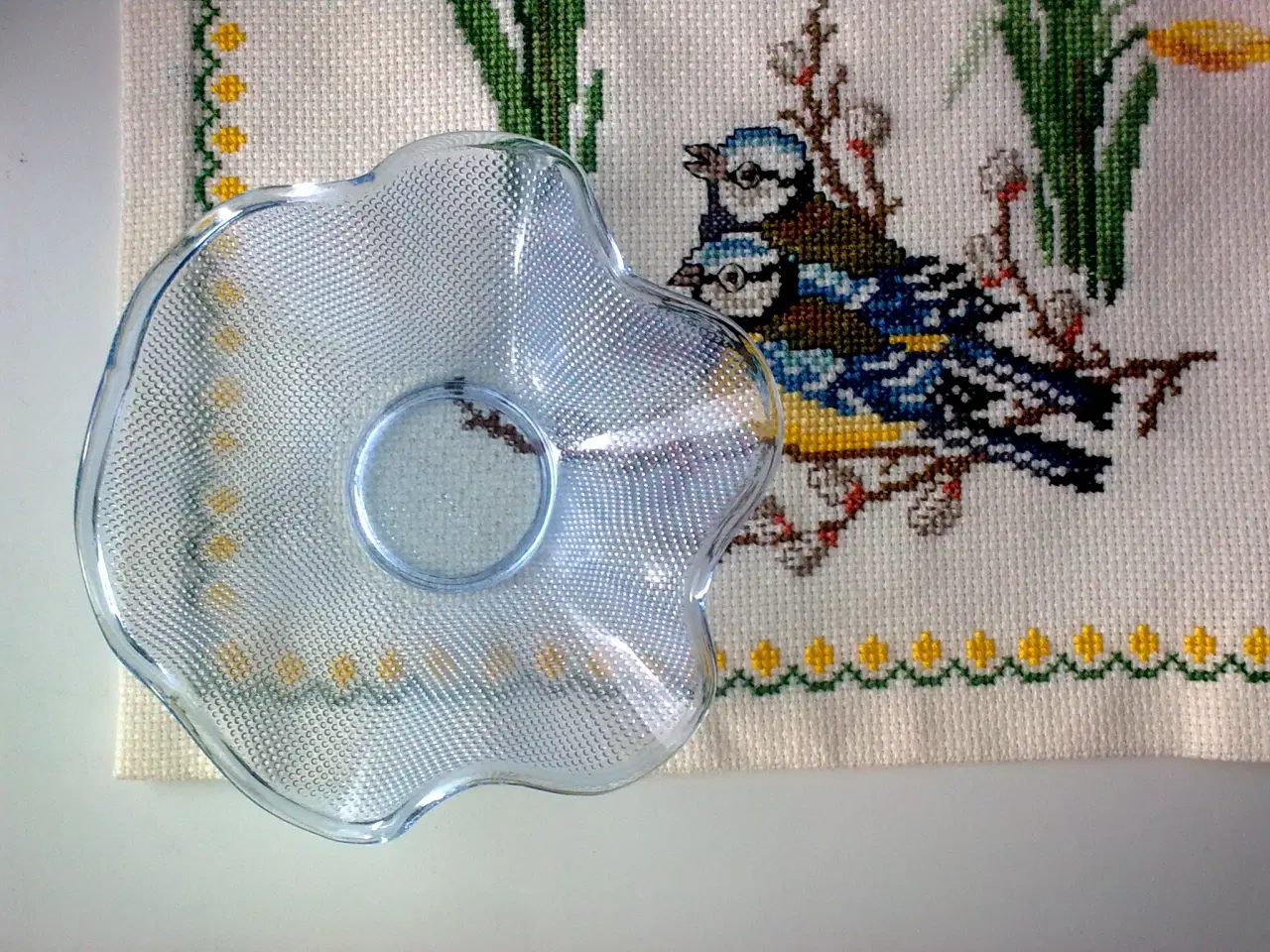 Billede 4 - Flower Power Påske Danske korssting & farvet glas