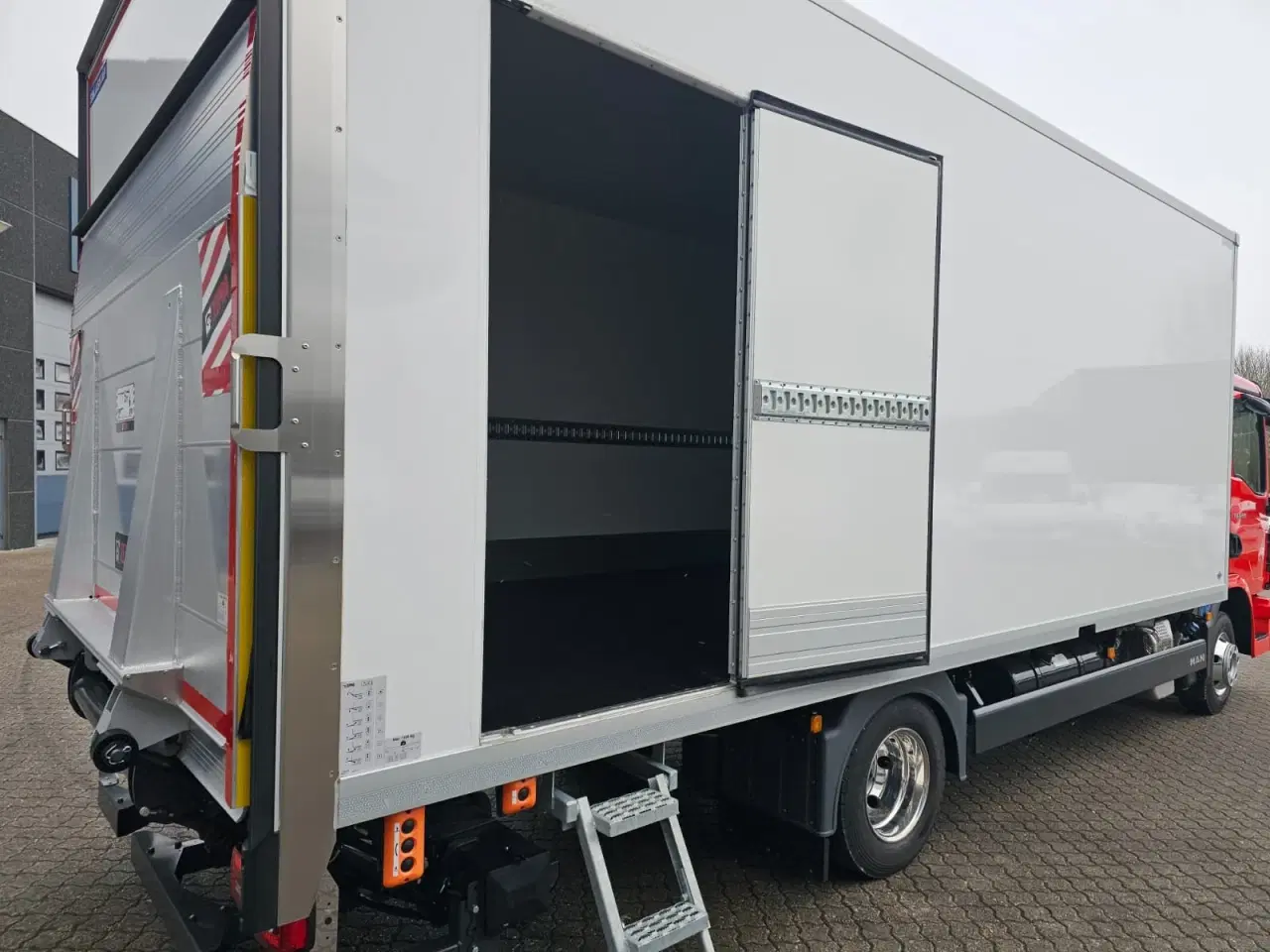 Billede 6 - MAN TGL 8.220 BL, Lukket kasse