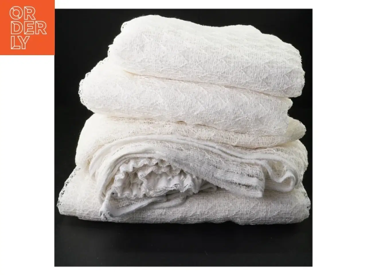 Billede 3 - Hvide undergardiner (4 stk) (str. 130x356cm og 124x364cm og 86x562cm og 86x518cm)