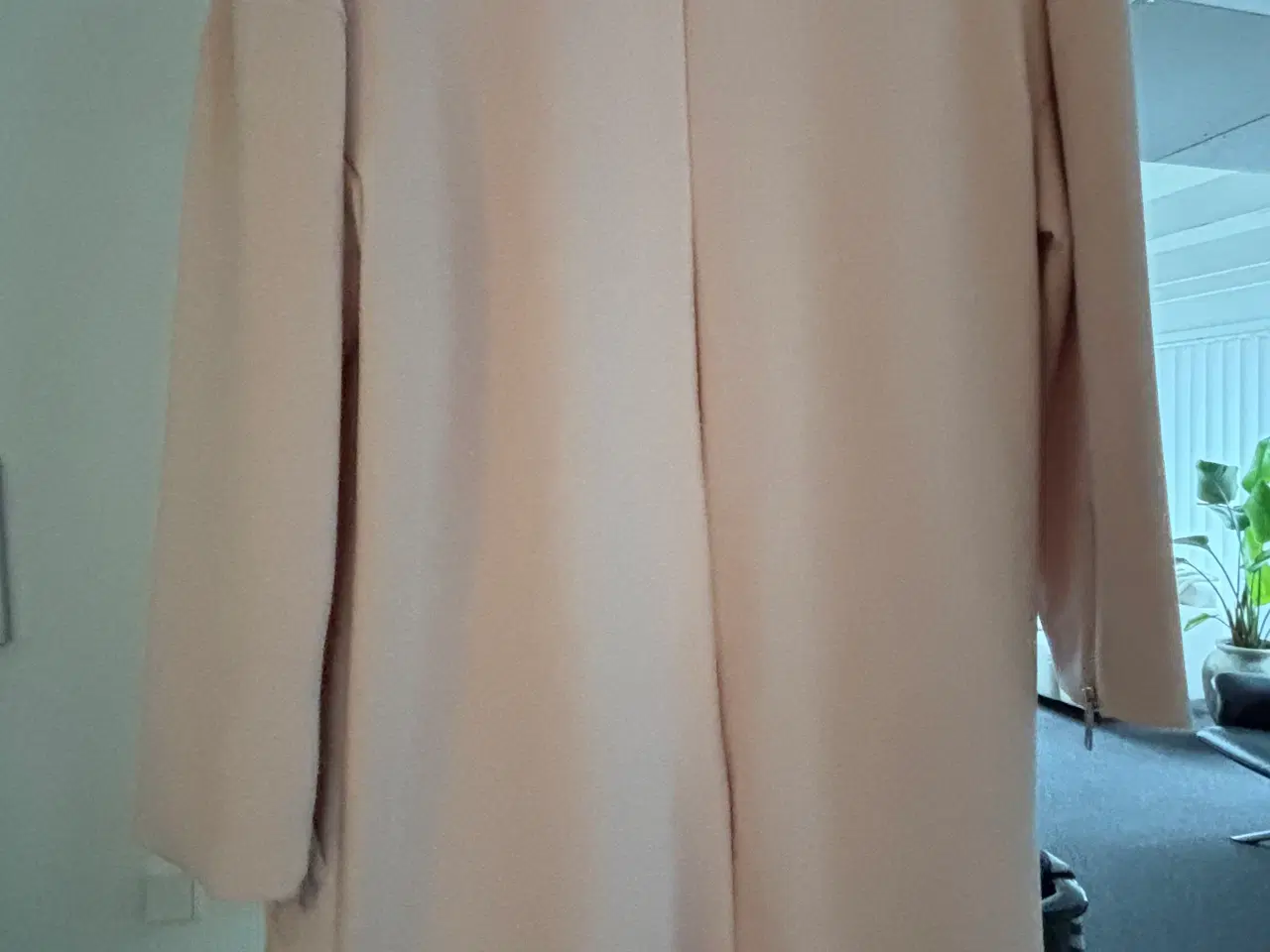 Billede 1 - Flot sart Rosa blazer fra HM ( ny )