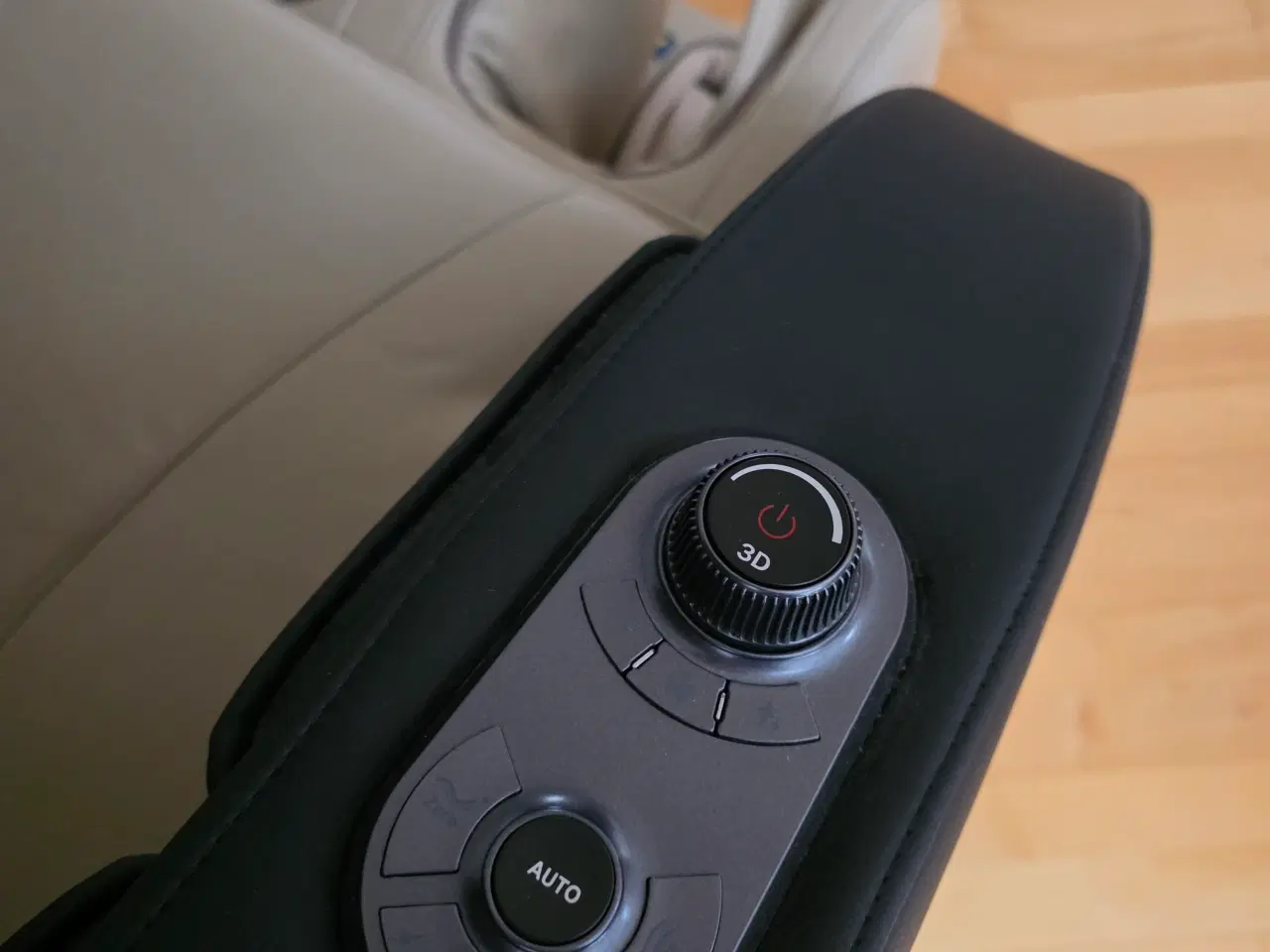 Billede 4 - Astana Premium 4D Massagestol