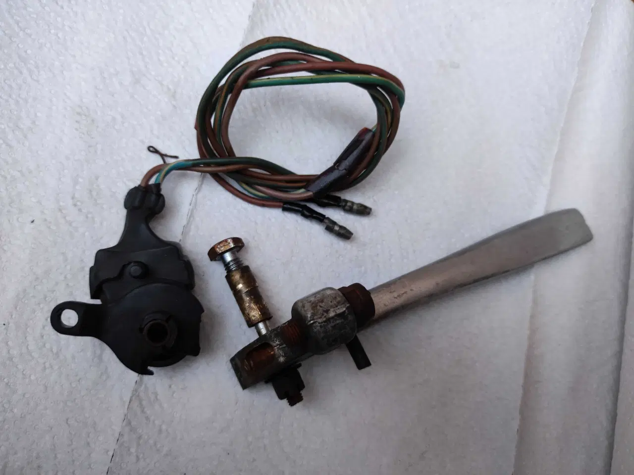 Billede 2 - Yamaha fs1 bremselyskontakt 