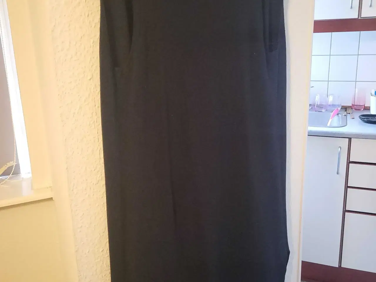 Billede 6 - Lang Sort Vest