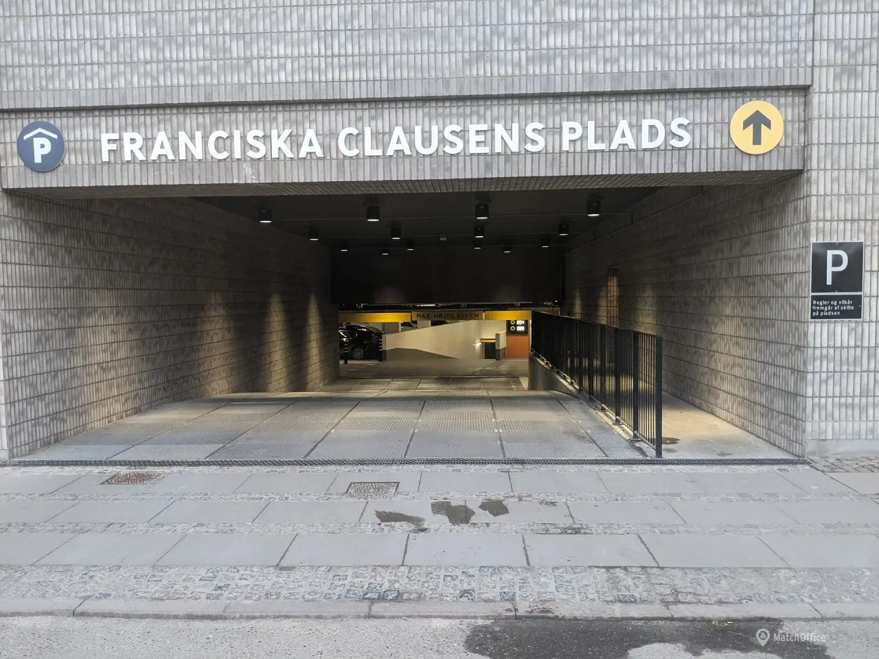 Billede 2 - Parkering ved Franciska Clausens Plads P-kælder