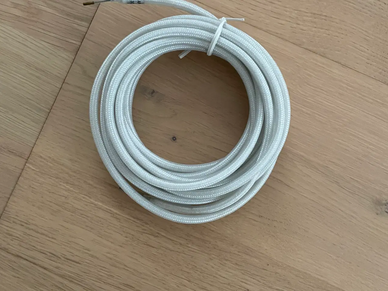 Billede 1 - Nordlux stofkabel 4 mtr. Hvid 