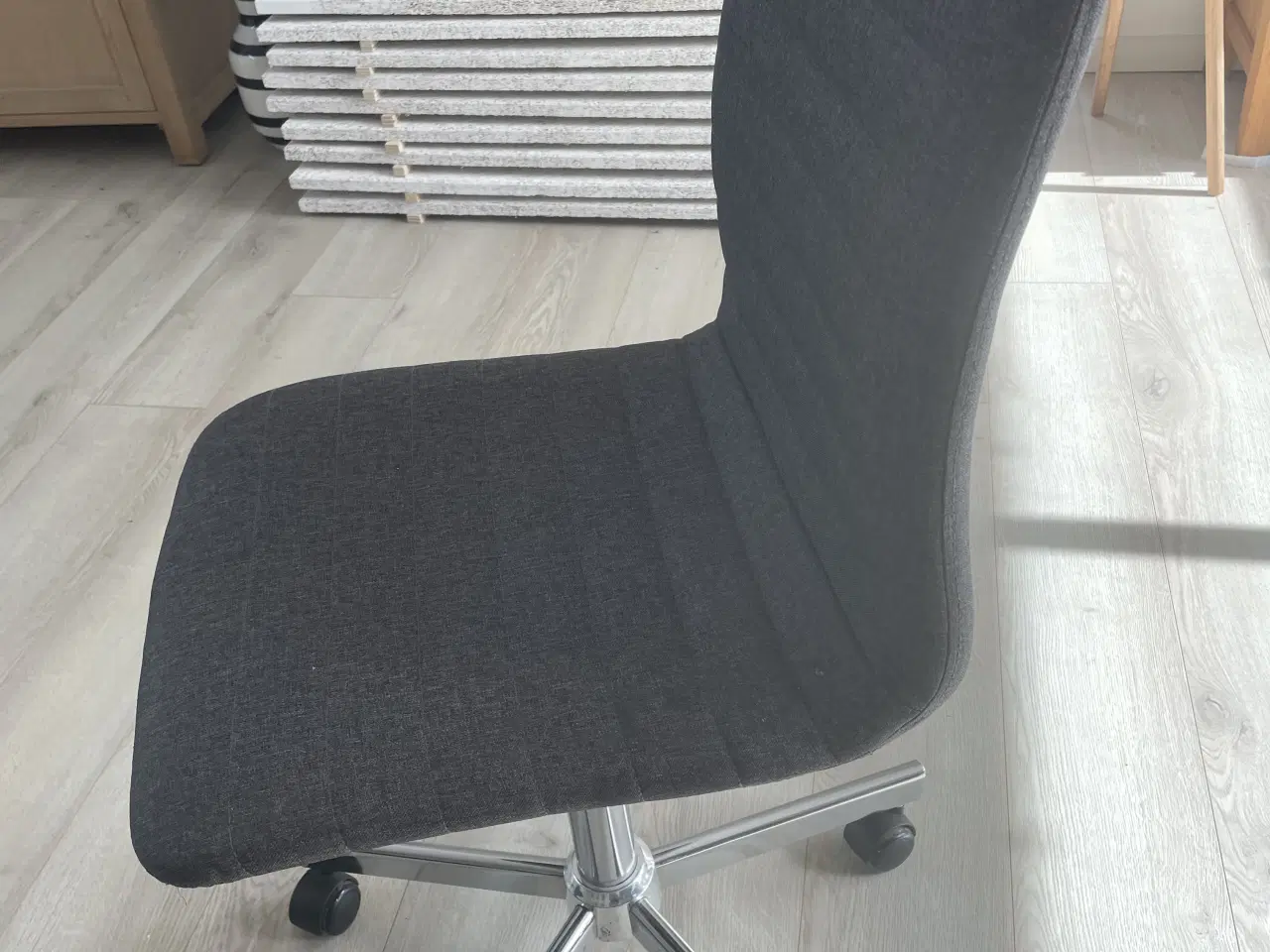 Billede 2 - Kontorstol grå 