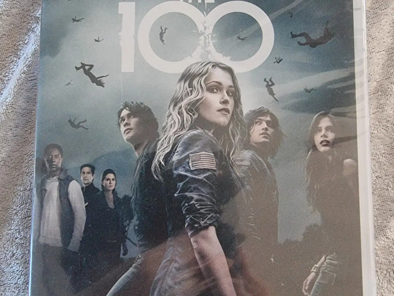 Billede 1 - The 100 - første sæson 