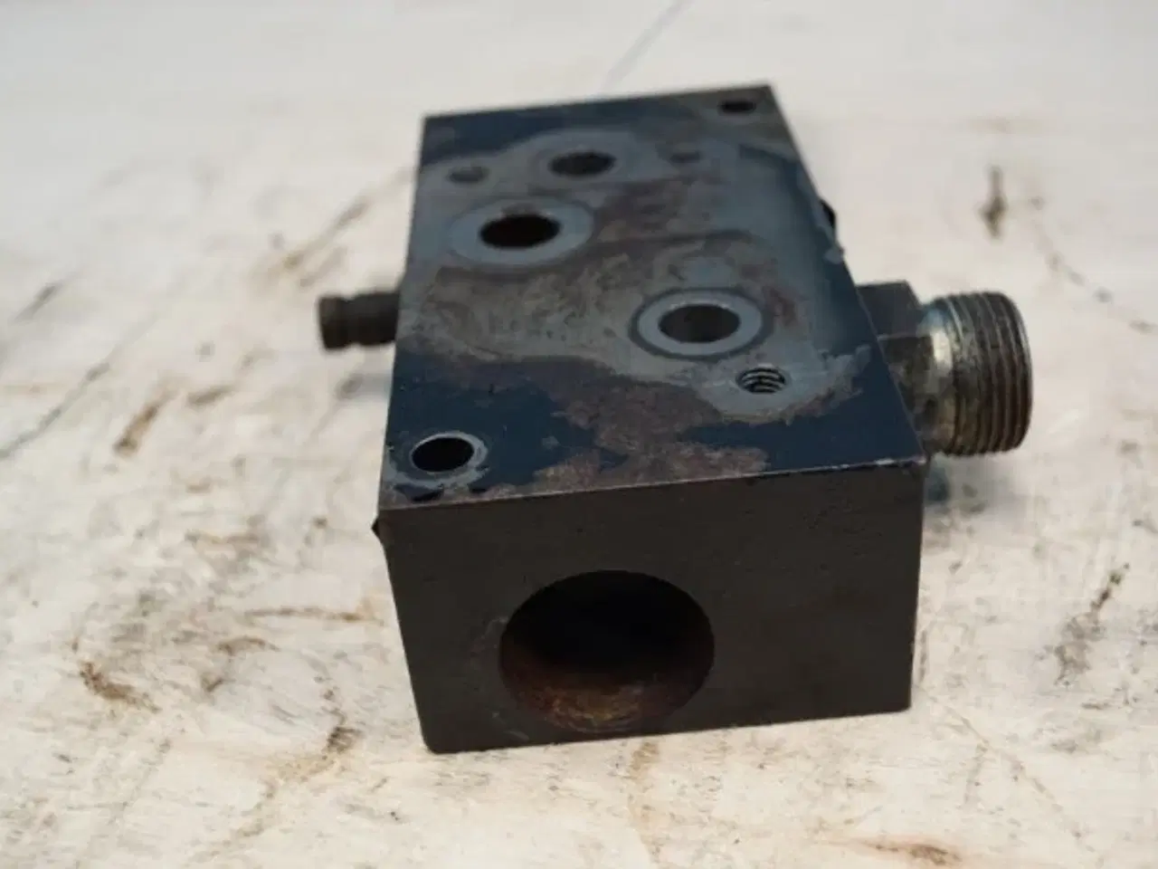 Billede 11 - John Deere 9780 CTS Ventilblok AH160003