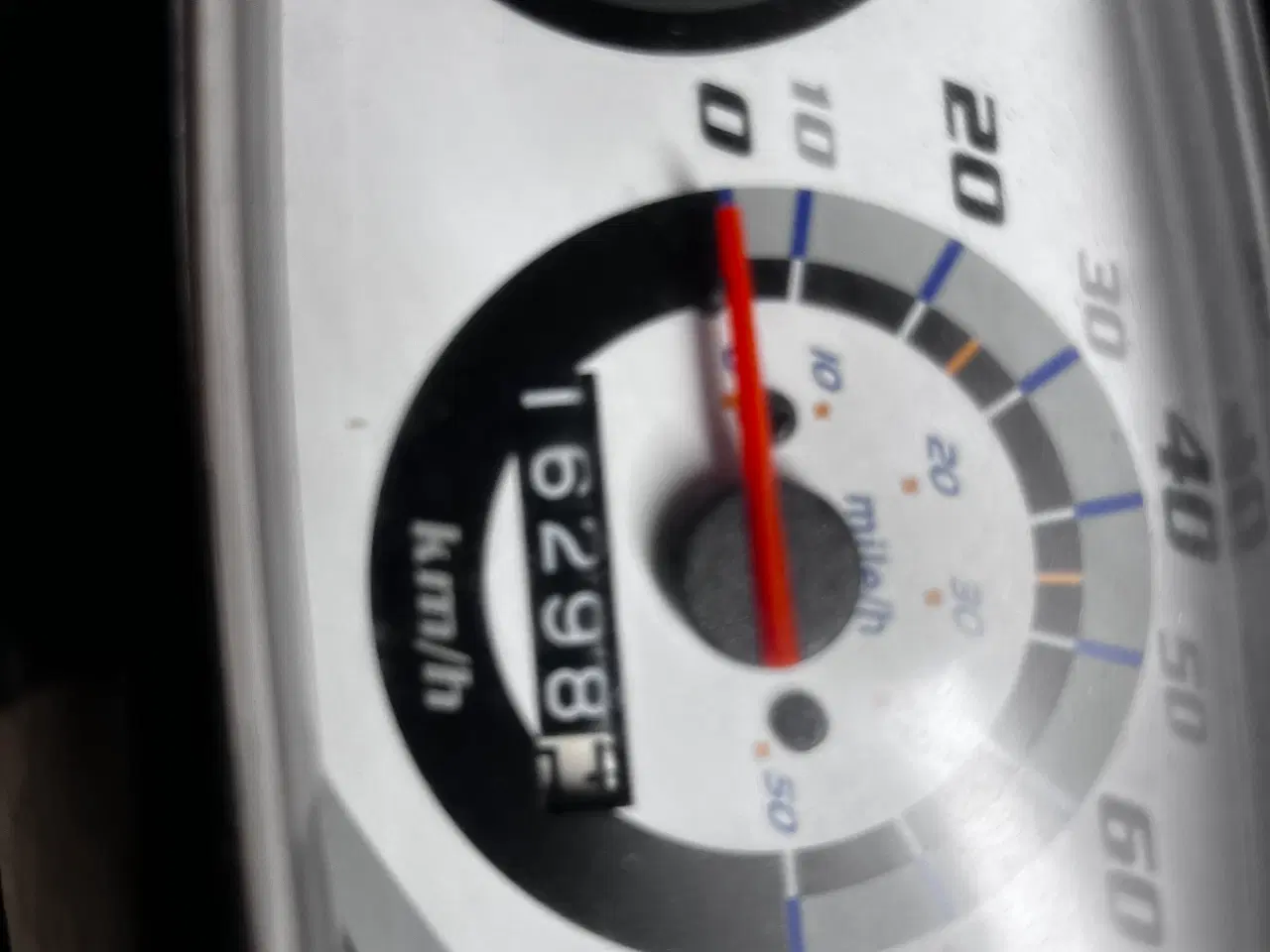 Billede 5 - Pgo hot 50 med plader