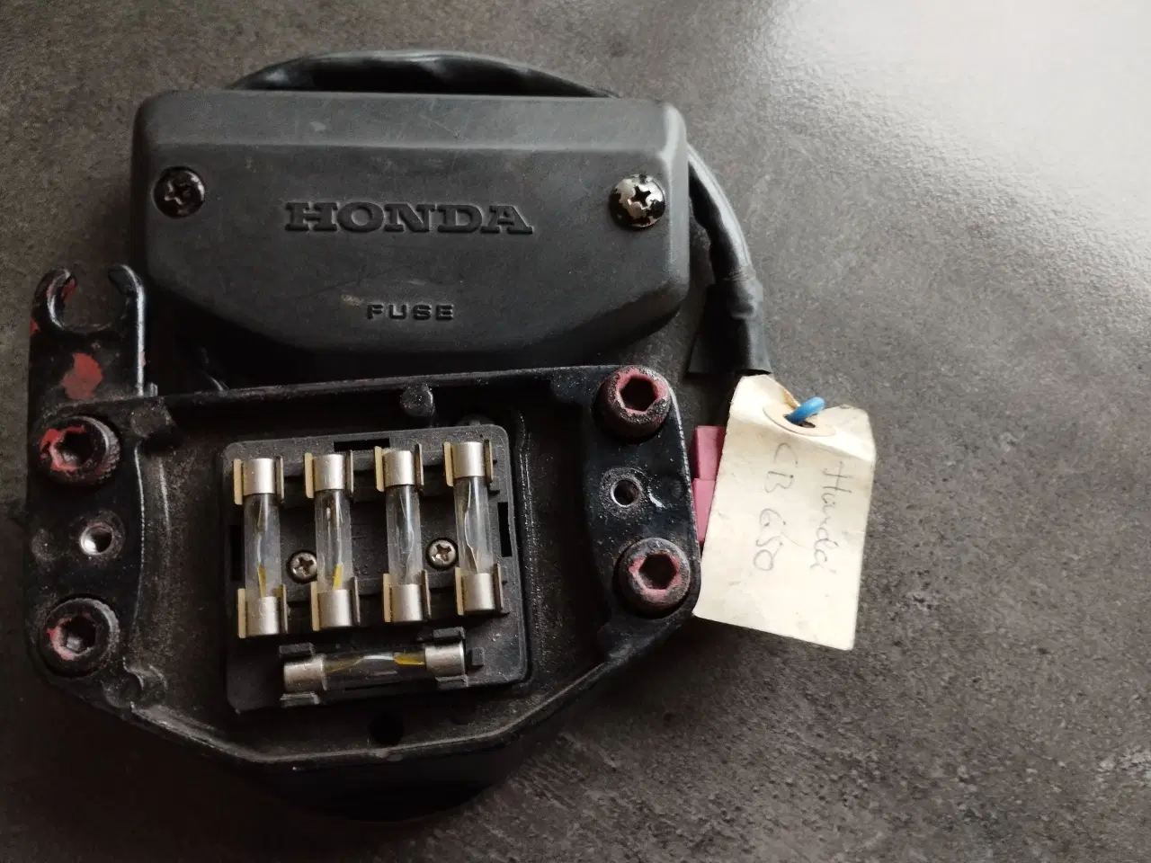 Billede 1 - Fuse box Honda CB 650 (sikringsholder)