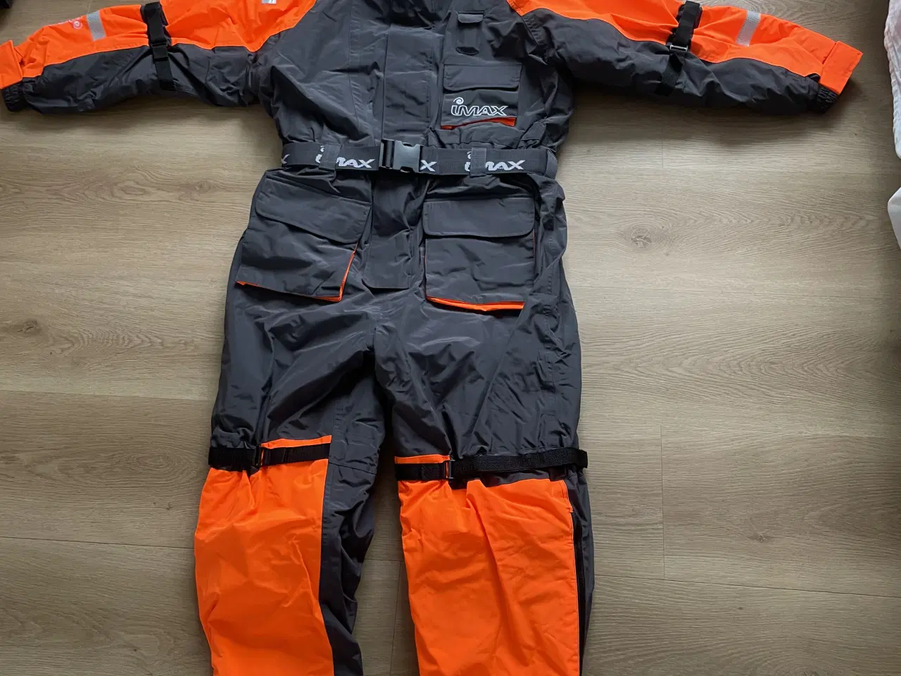 Billede 1 - IMAX.Flydedragt.