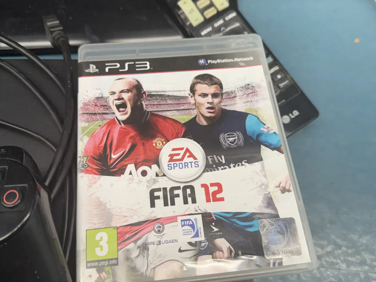 Billede 3 - PS3, med konsol, spil & TV skærm