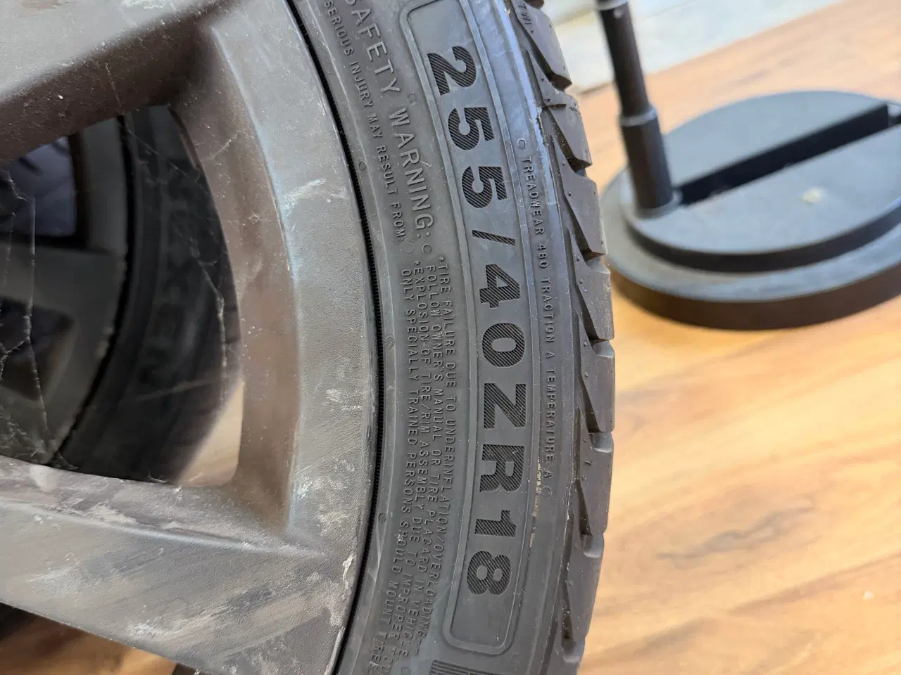 Billede 4 - Mercedes-fælge med dæk