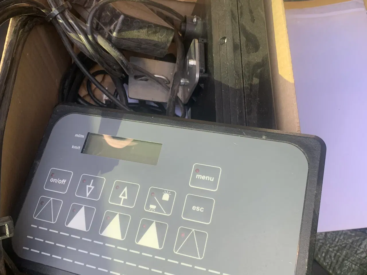 Billede 4 - 2 x væskespreder saltspreder saltnex