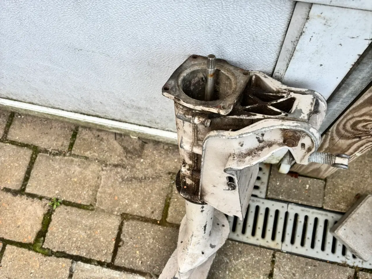 Billede 3 - Resevedele af motor