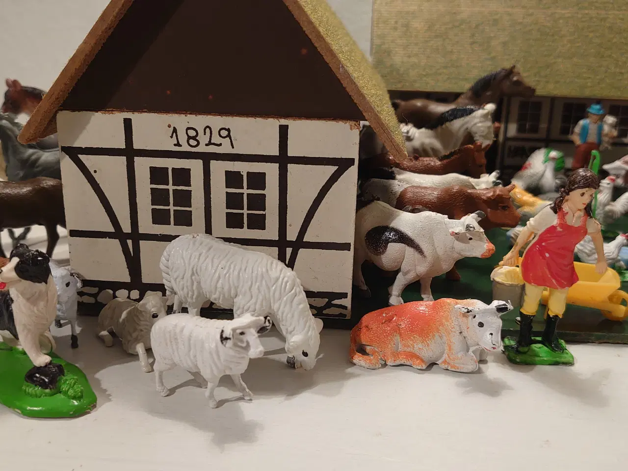 Billede 4 - Vintage "Hanse" træ bondegård med 50 dele. 